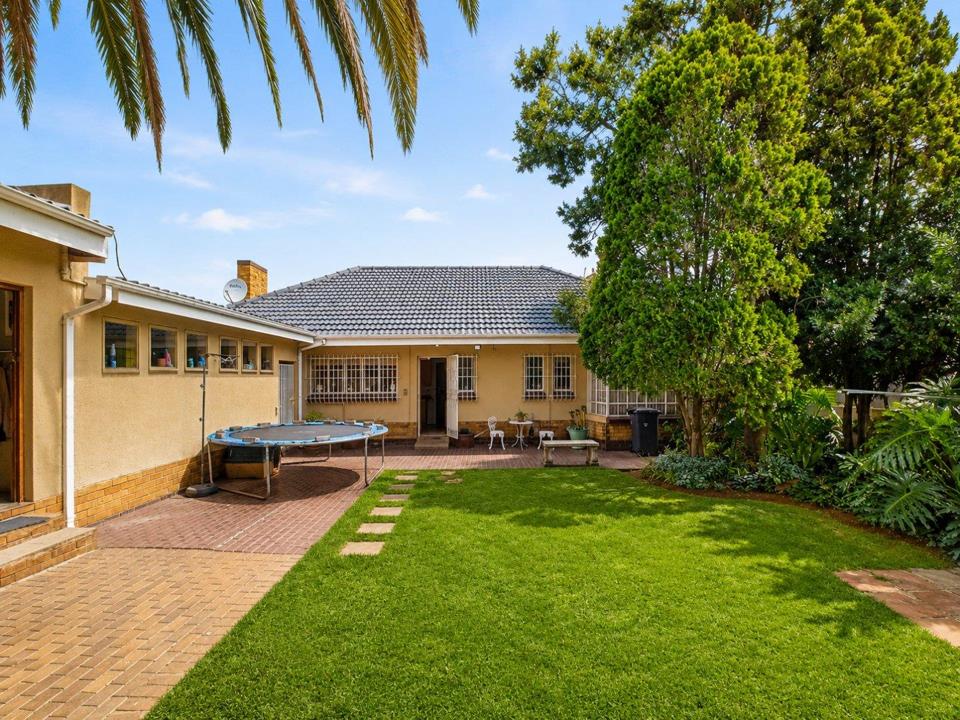 4 Bedroom House for Sale in Eastleigh