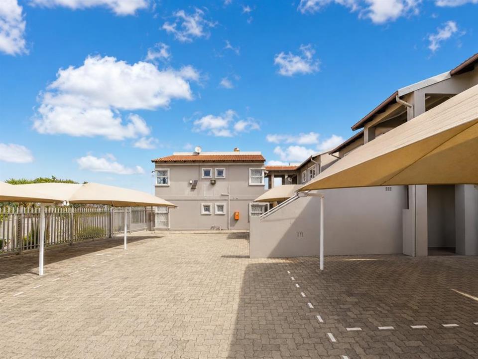 3 Bedroom Apartment / Flat for Sale in Wannenburghoogte