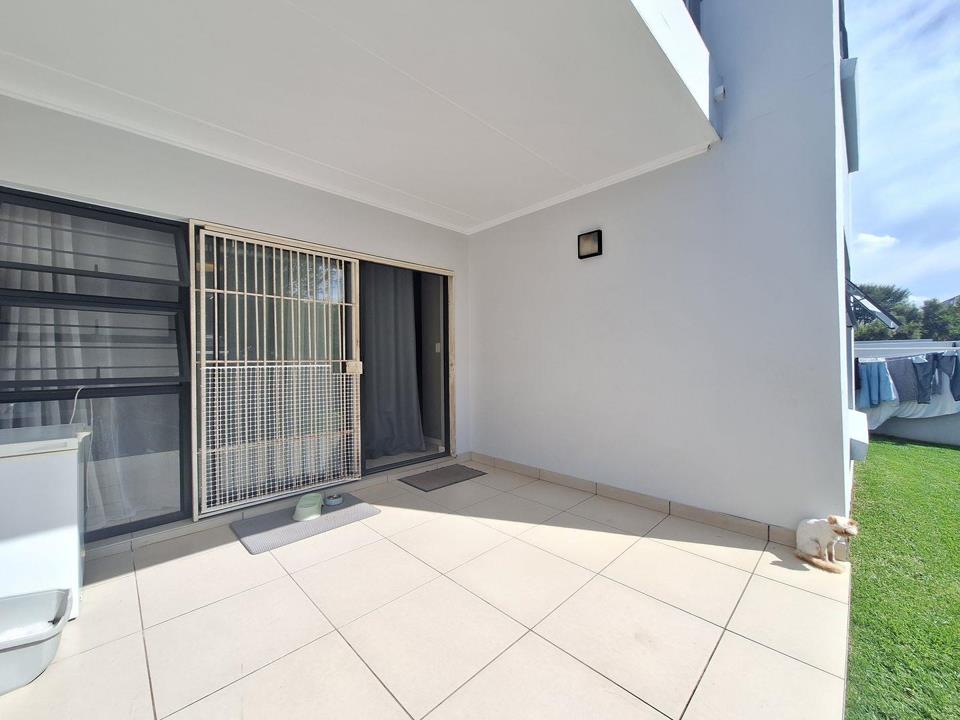 3 Bedroom Apartment / Flat for Sale in Greenstone Hill